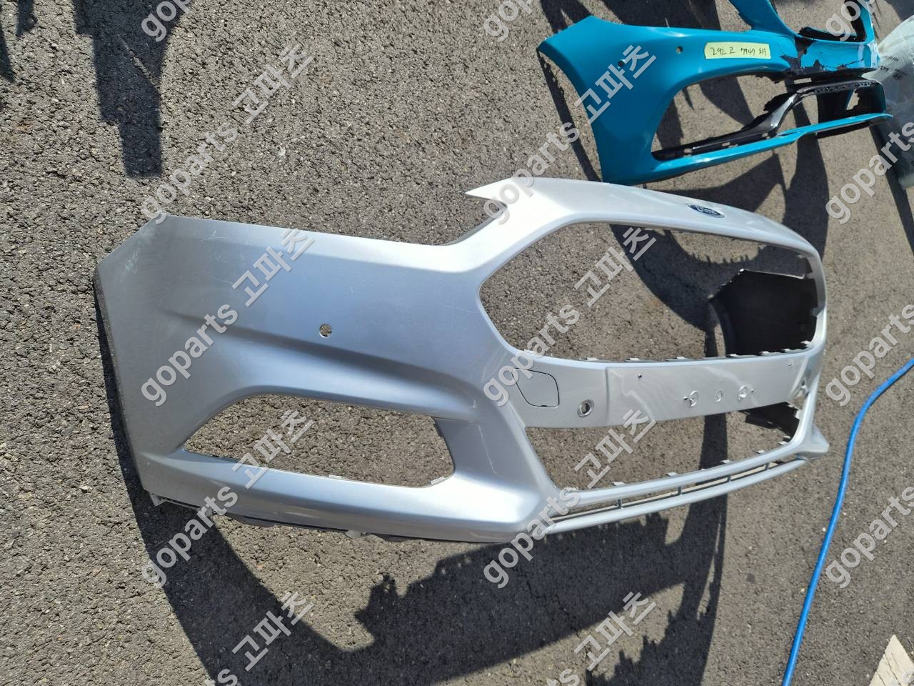 포드 몬데오 4세대 전범퍼 상세사진 3