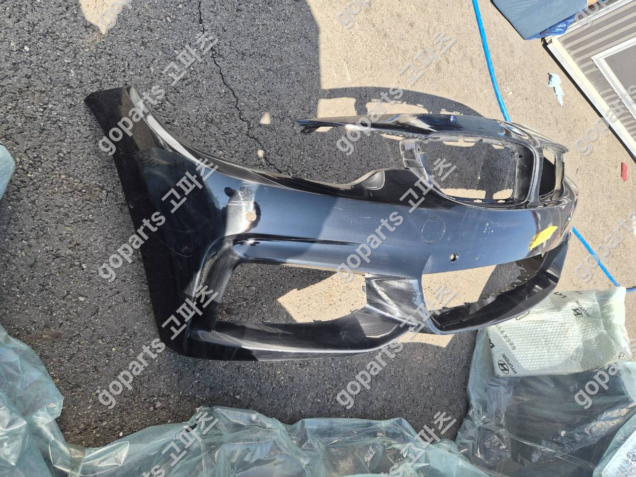 BMW 4시리즈 F32 F33 F36 M패키지 전범퍼 상세사진 2