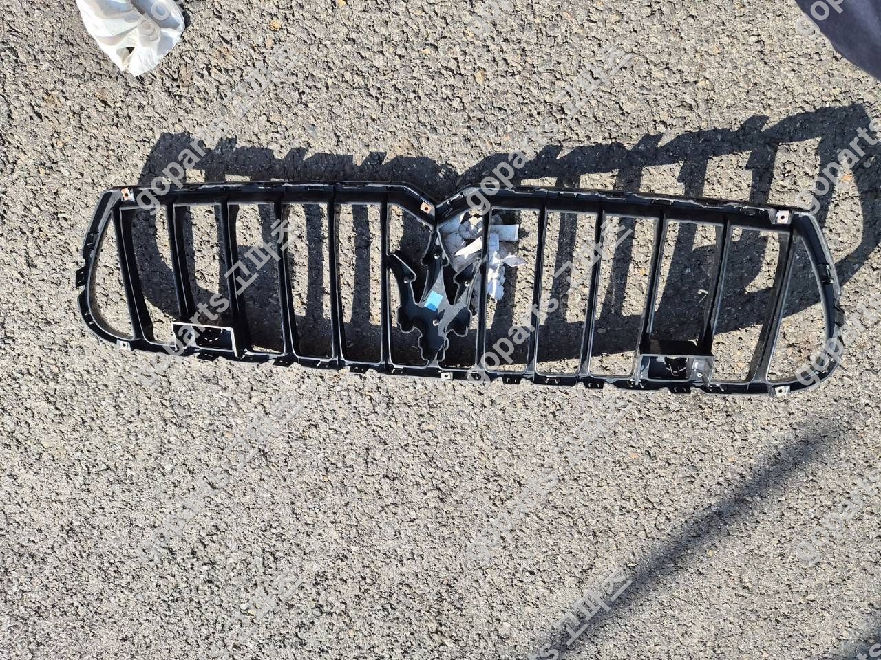 마세라티 기블리 M157 중고 그릴 상세사진 2