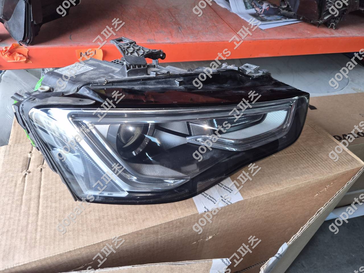 아우디 A5 8t 조수석 헤드라이트 8t0941006c 상세사진 3