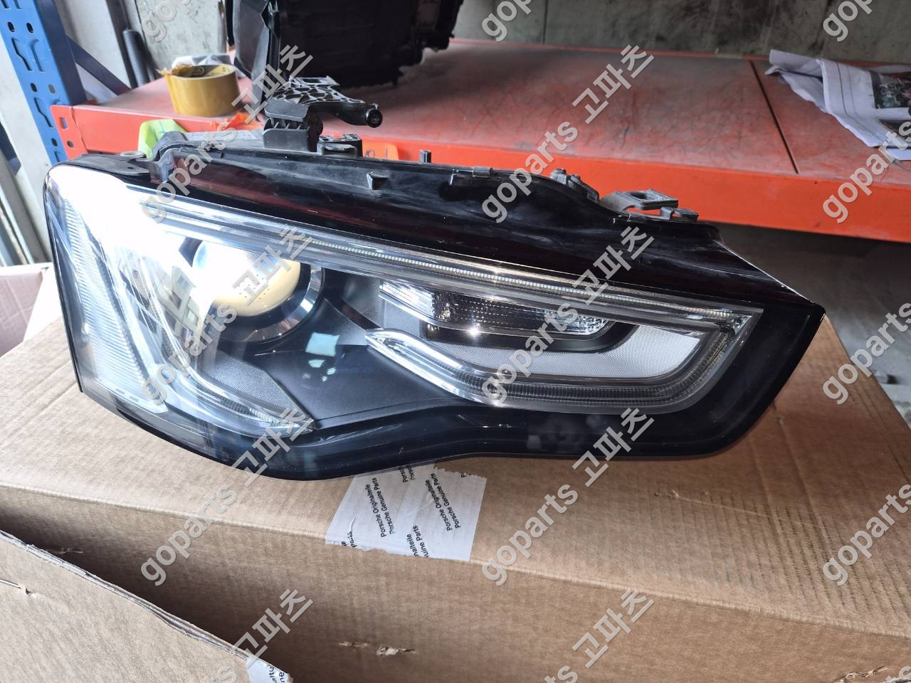 아우디 A5 8t 중고 조수석 헤드라이트 8t0941006c 400,000원