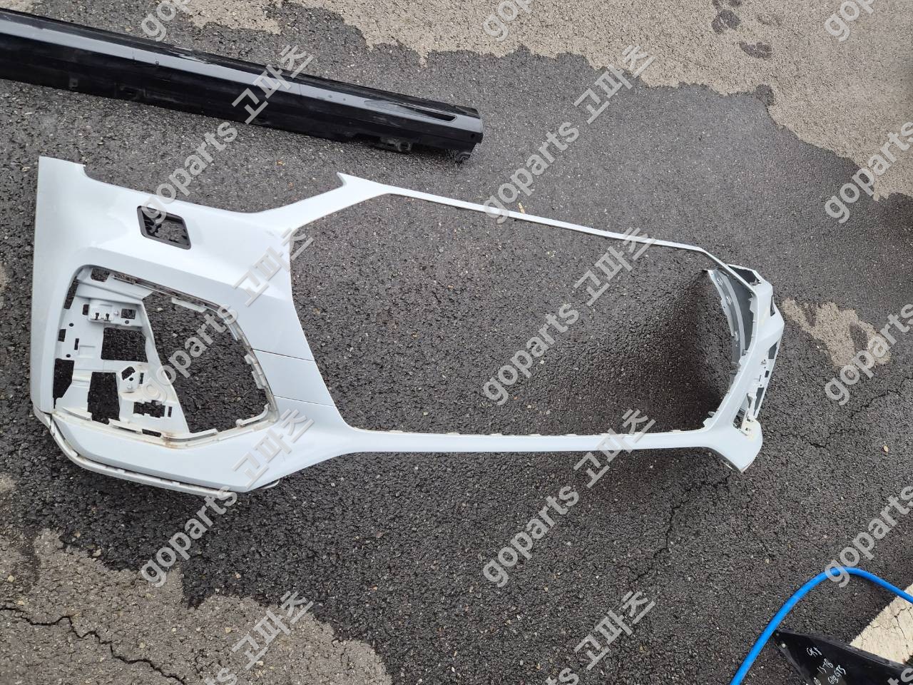 아우디 Q5 80a 전범퍼 중고 150,000원