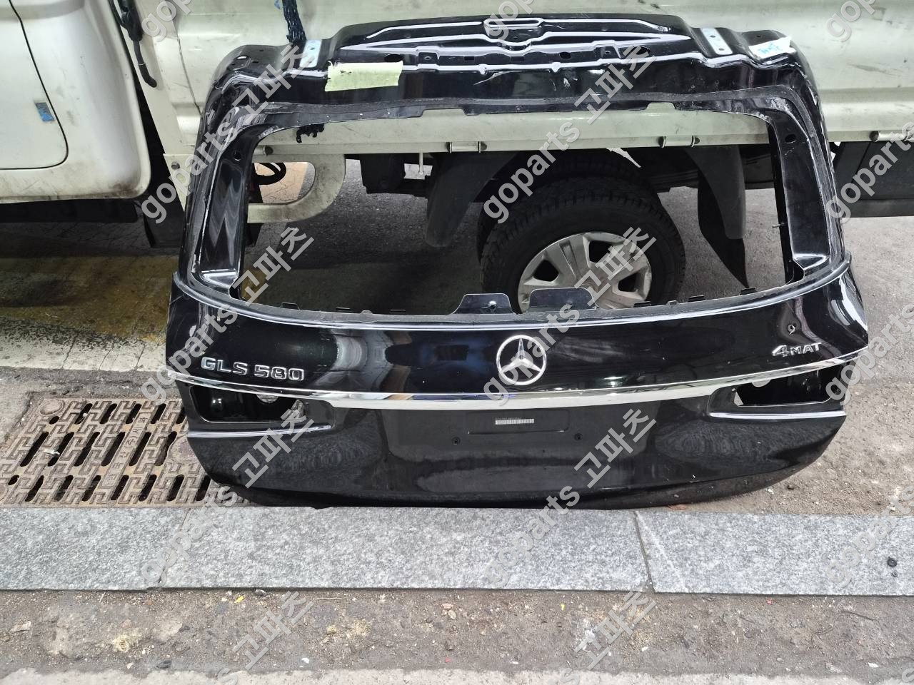 벤츠 GLS W167 트렁크 빽도어 백도어 상세사진 2