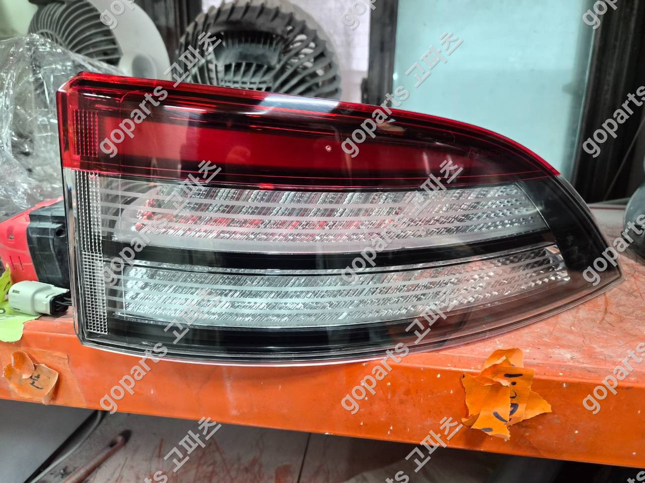 링컨 에비에이터 중고 후미등 LC5B-13404AH 250,000원