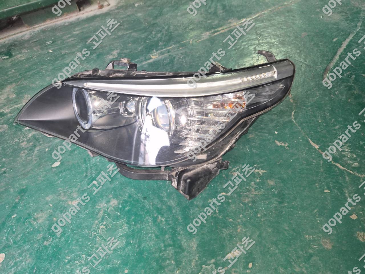 BMW 5시리즈 E60 운전석 헤드라이트 7177739-09 상세사진 3