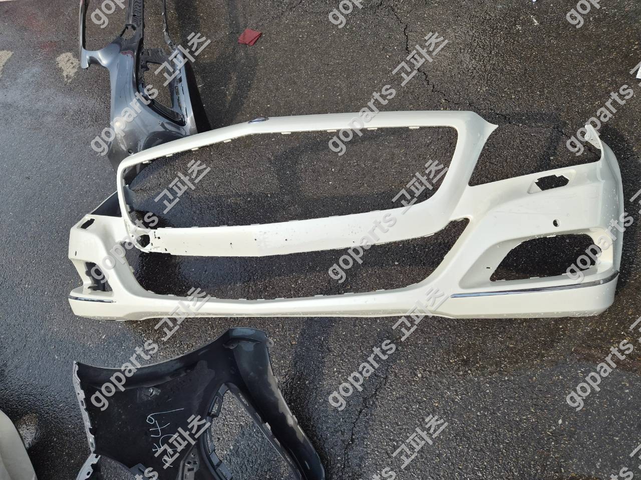 벤츠 CLS W218 전범퍼 중고 250,000원