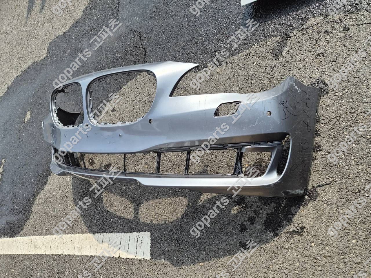 BMW 7시리즈 F01 후기형 전범퍼 상세사진 2