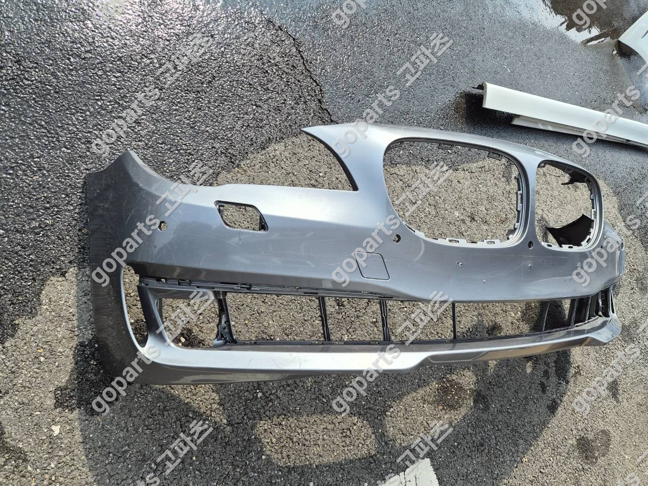 BMW 7시리즈 F01 후기형 전범퍼 상세사진 3