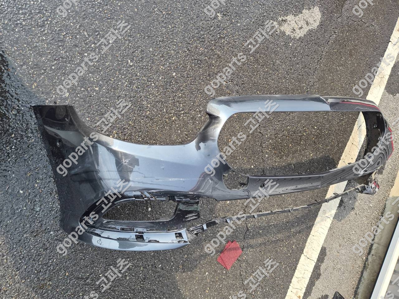 벤츠 E클래스 W213 흰색 전범퍼 상세사진 2