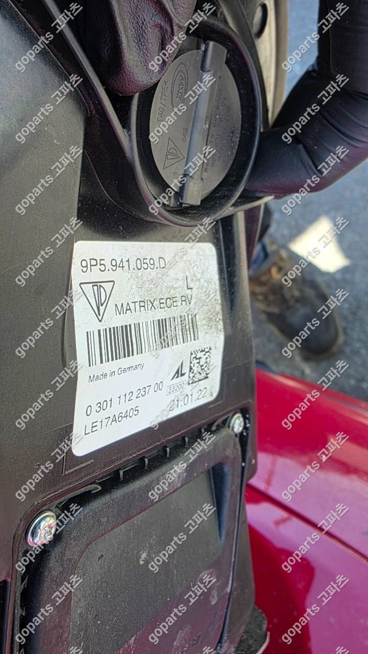 포르쉐 911 992.1 운전석 헤드라이트 9P5941059D 상세사진 2