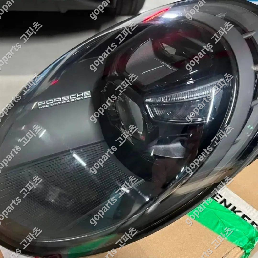 포르쉐 911 992.1 운전석 헤드라이트 9P5941059D 중고 1,800,000원