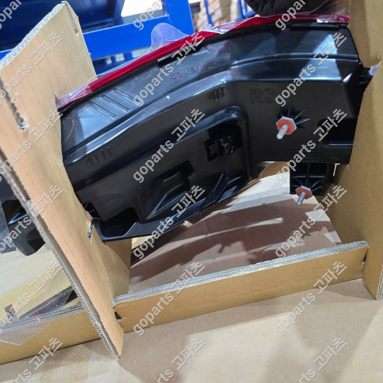 벤츠 E클래스 W212 후기형 조수석 후미등 DEPO사 에프터신품 상세사진 4