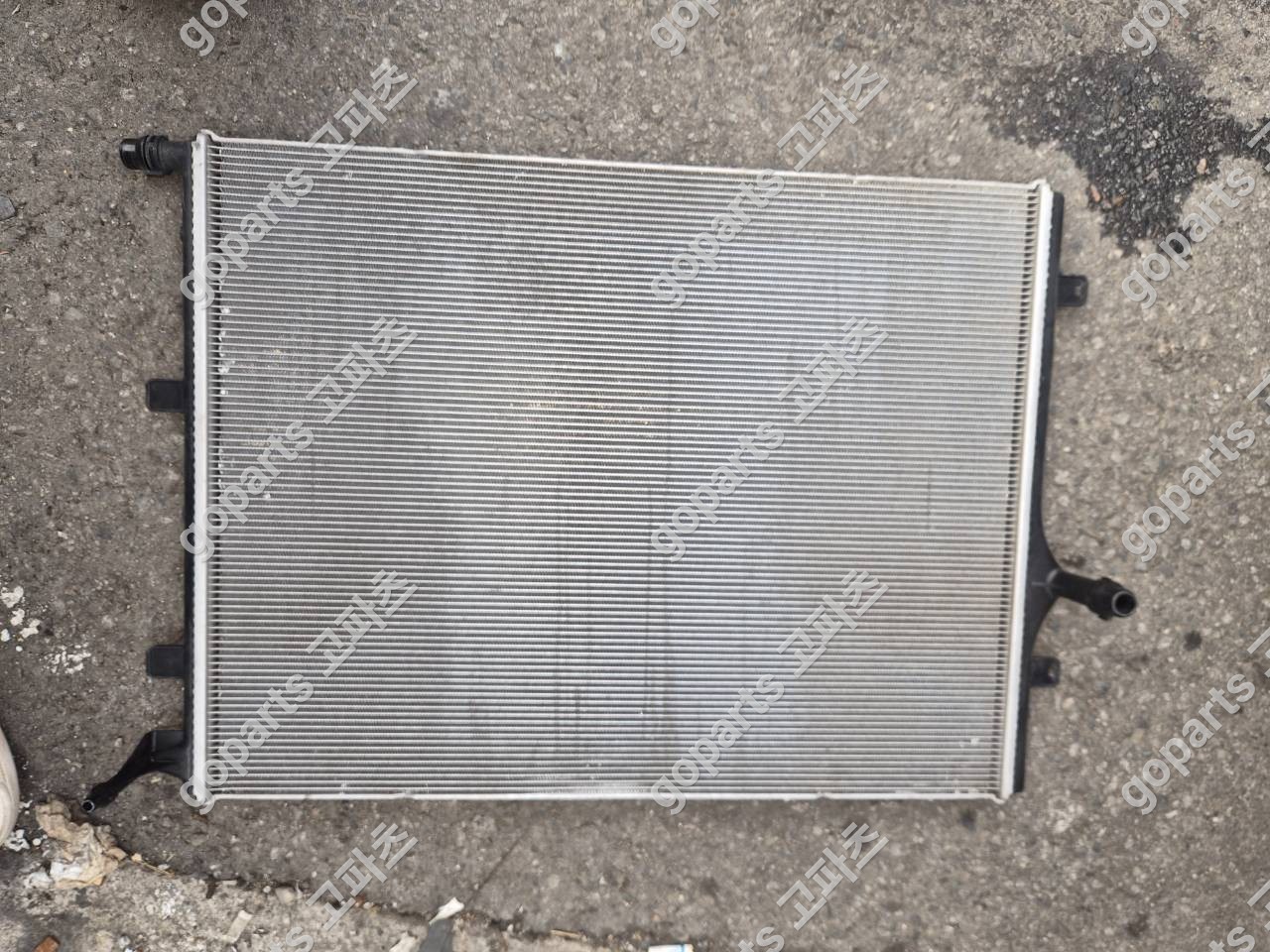 벤츠 S E Cle glc클래스 보조라디에이터 A0995009100 상세사진 2