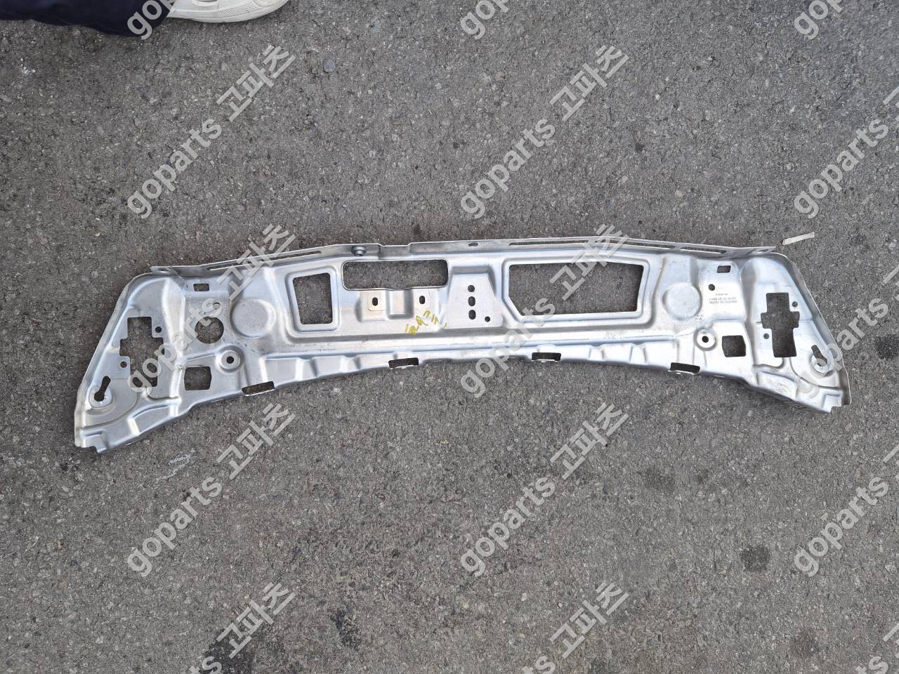 벤츠 E클래스 W214 라디에이터서포트판넬 A2146201100 중고 100,000원