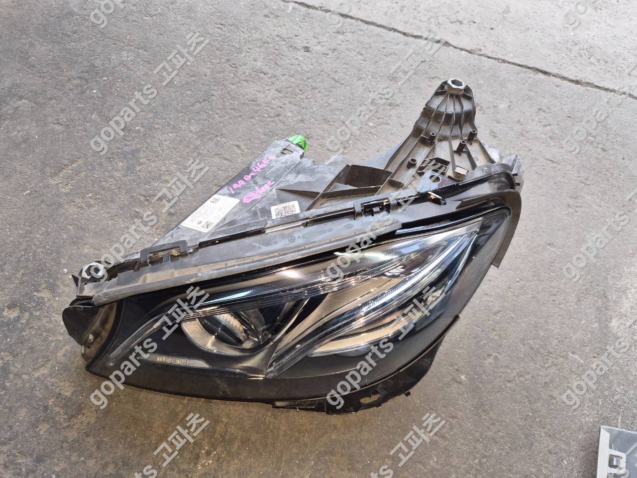 벤츠 E클래스 W213 운전석 헤드라이트 A2139061704kz 상세사진 3