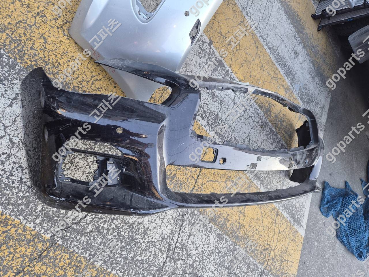 인피니티 Q50 전범퍼 중고 상세사진 2