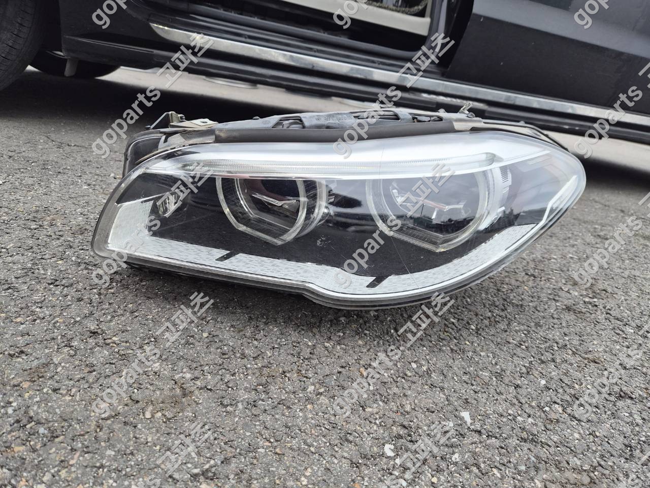 BMW 5시리즈 F10 중고 헤드라이트 7424145-01 450,000원