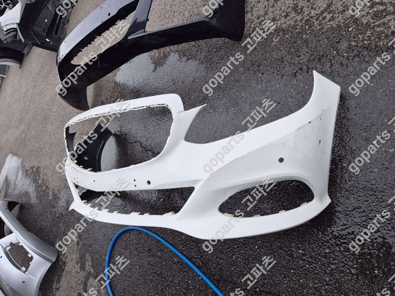 벤츠 E클래스 W212 후기형 아방가르드 전범퍼 상세사진 2