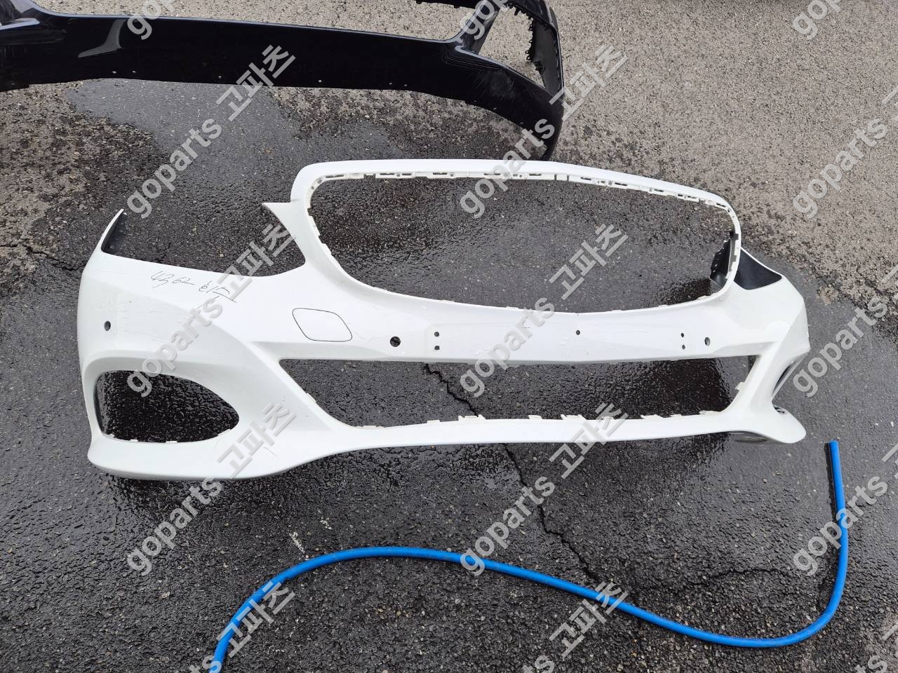 벤츠 E클래스 W212 전범퍼 아방가르드 중고 200,000원