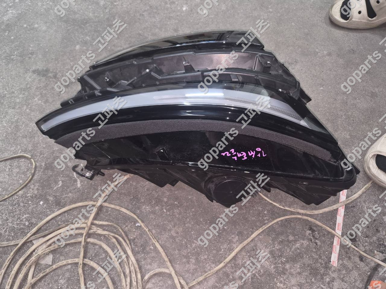 테슬라 모델 Y 조수석 헤드라이트 1918351-00-d 상세사진 4