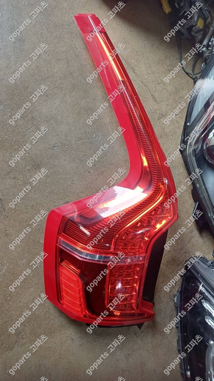 볼보 XC90 2세대 운전석 테일램프 31655915 상세사진 3