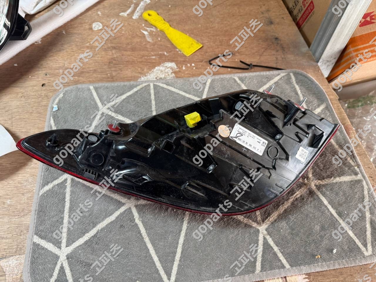 벤츠 E클래스 W214 조수석 후미등 A2149065602 상세사진 2