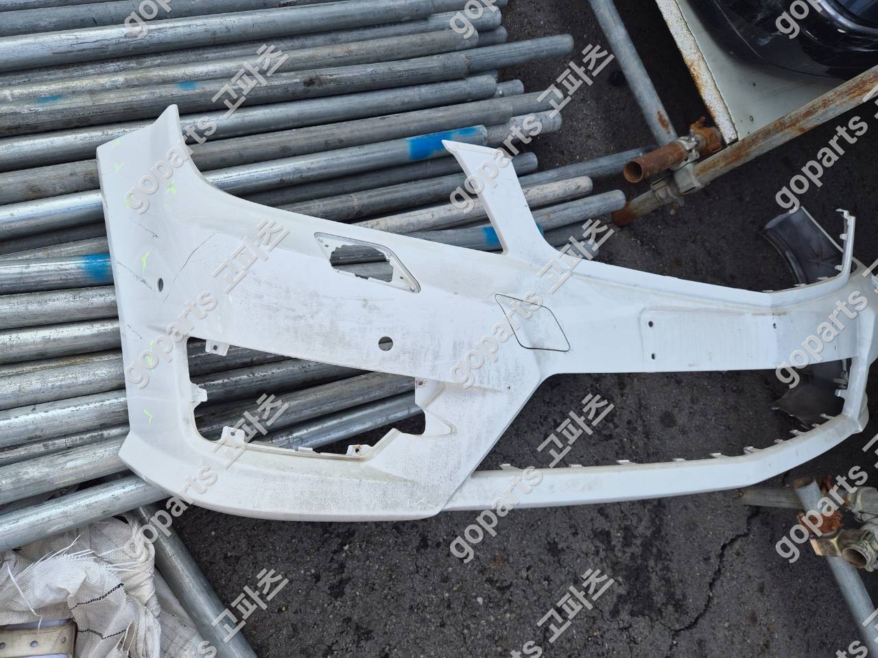 벤츠 C클래스 W204 후기형 전범퍼 상세사진 2