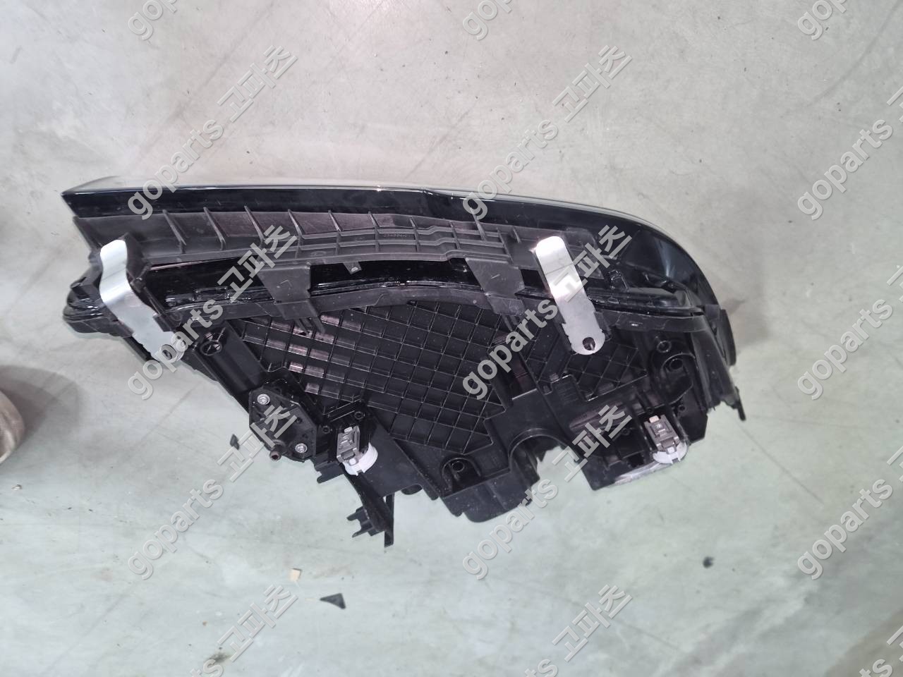 BMW 5시리즈 G30 운전석 레이저 헤드라이트 9479267 상세사진 5