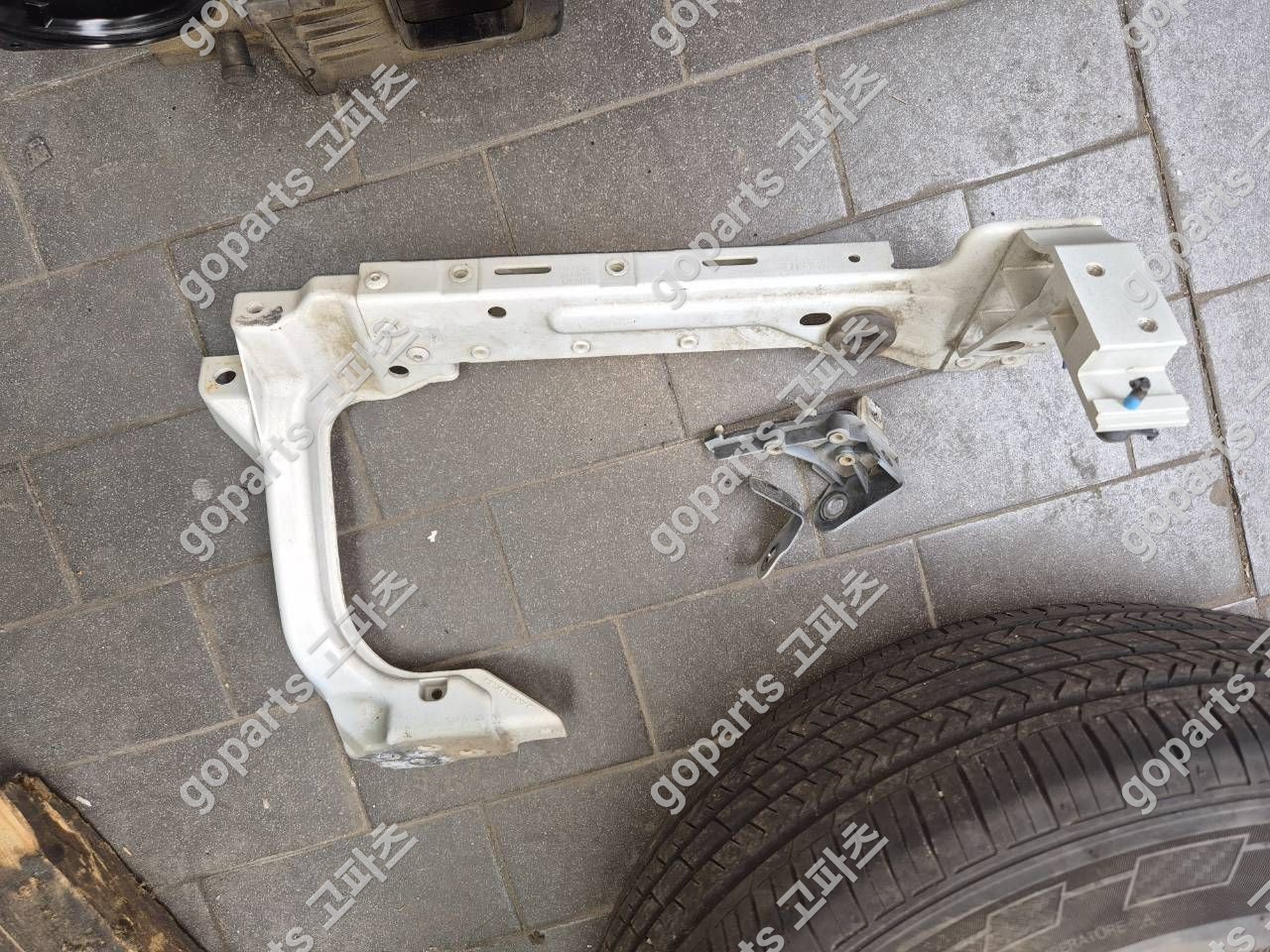 재규어 XF 라이트판넬 중고 100,000원