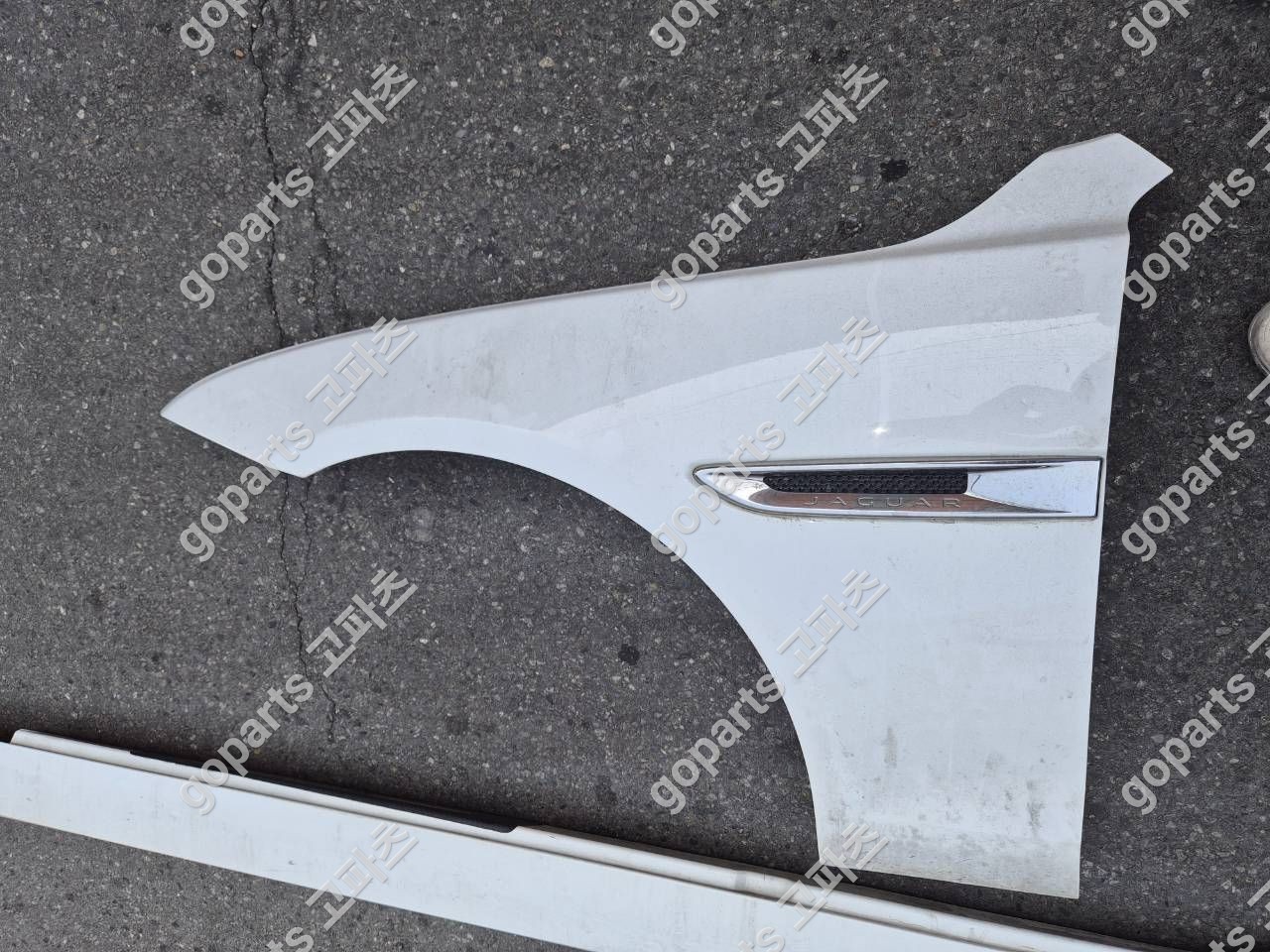 재규어 XF 중고 운전석 전휀더 20만원