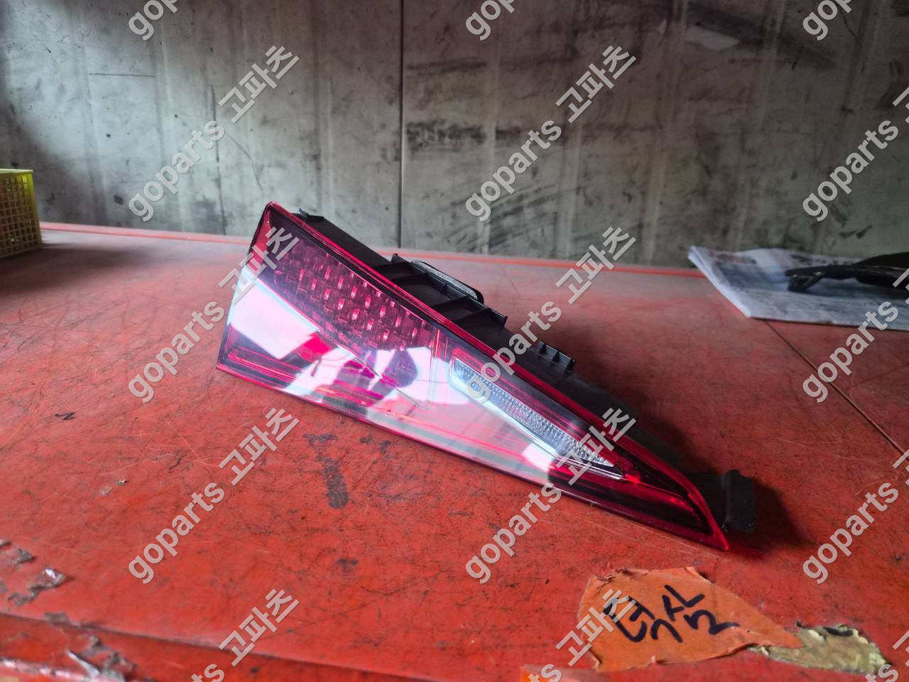 벤츠 W223 S클래스 후미등 A2239062900 중고 170,000원