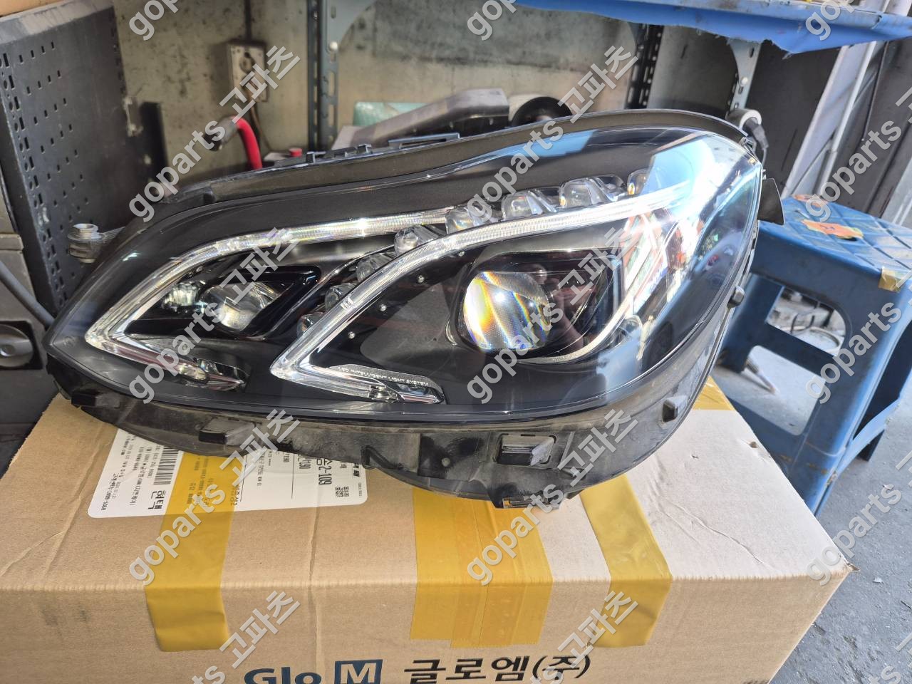 벤츠 E클래스 W212 중고 헤드라이트 운전석 A2129063103kz 450,000원