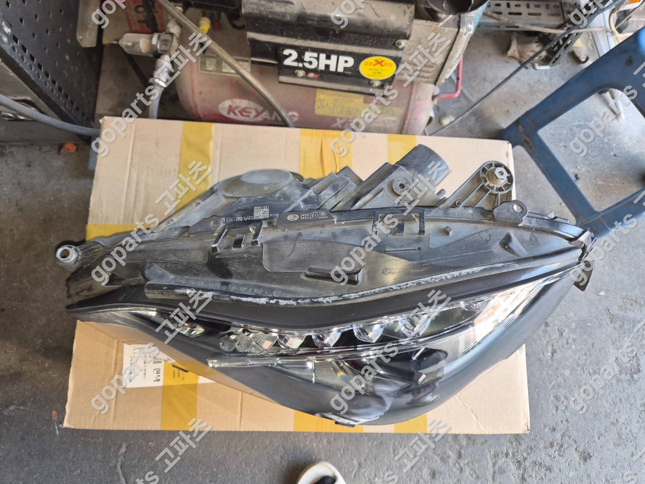 벤츠 E클래스 W212 운전석 헤드라이트 A2129063103kz 상세사진 4