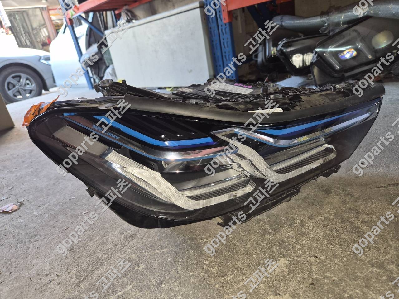 BMW 6GT G32 조수석 레이저 헤드라이트 5A38906-04 상세사진 3