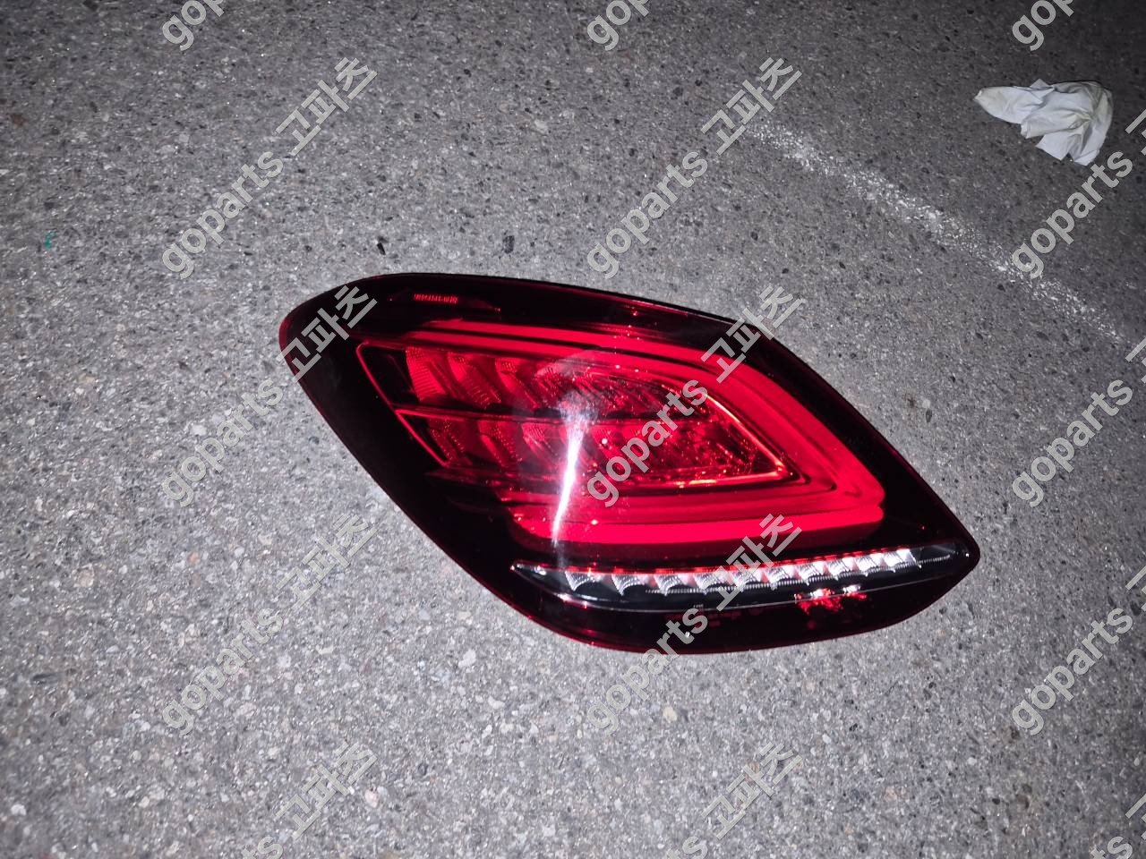 벤츠 C클래스 W205 후기형 운전석 후미등 A2059064503 상세사진 2