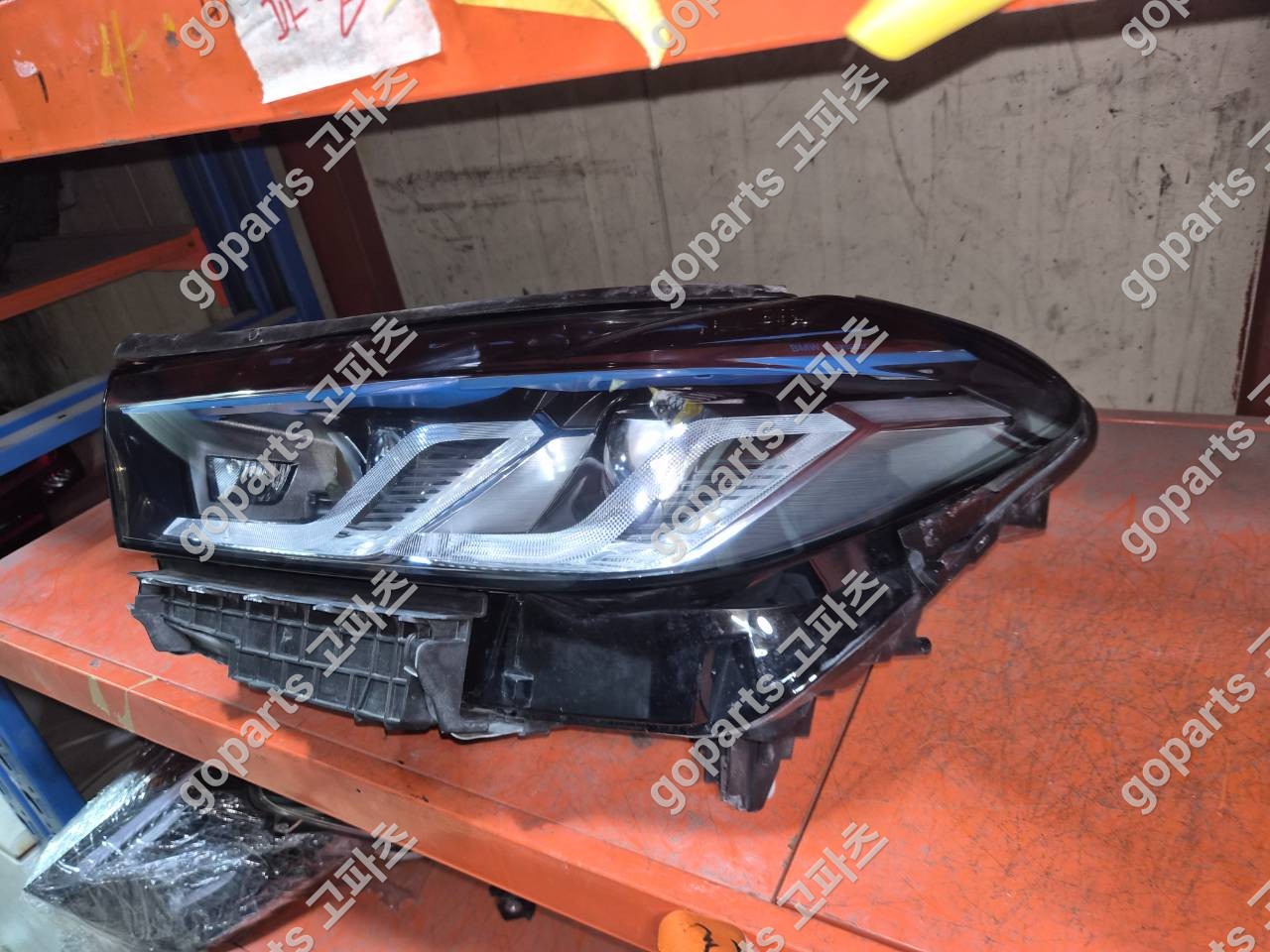 BMW 6GT G32 운전석 레이저 헤드라이트 5A38905-04 상세사진 3