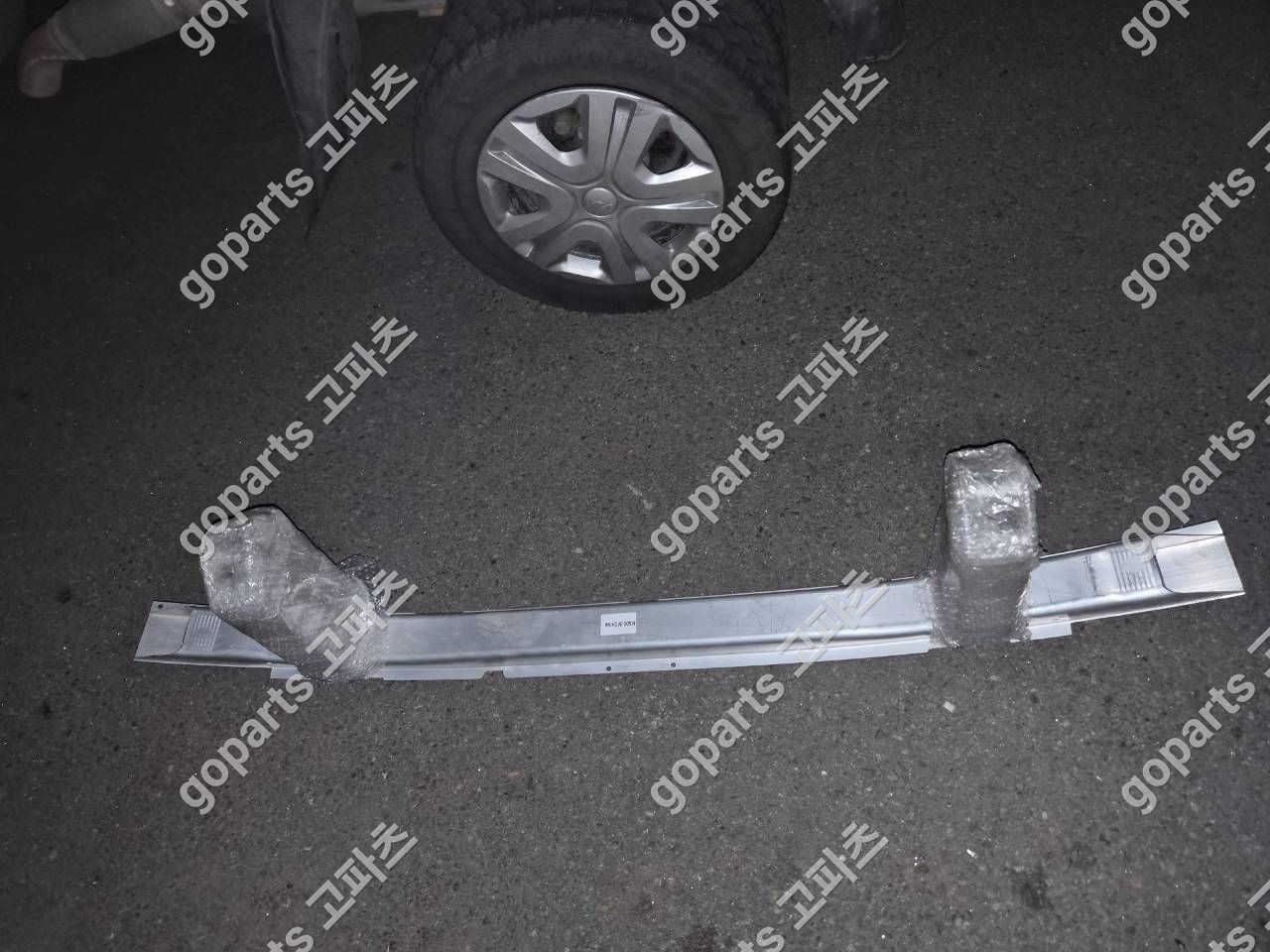 BMW 5GT F07 후기형 전레일 에프터신품 상세사진 2