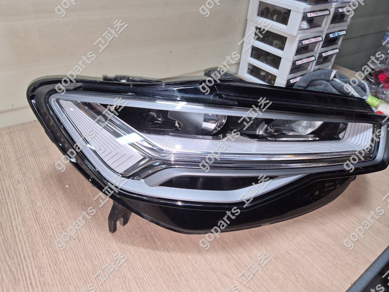 아우디 A6 4G C7 조수석 헤드라이트 4G0941034H 상세사진 3