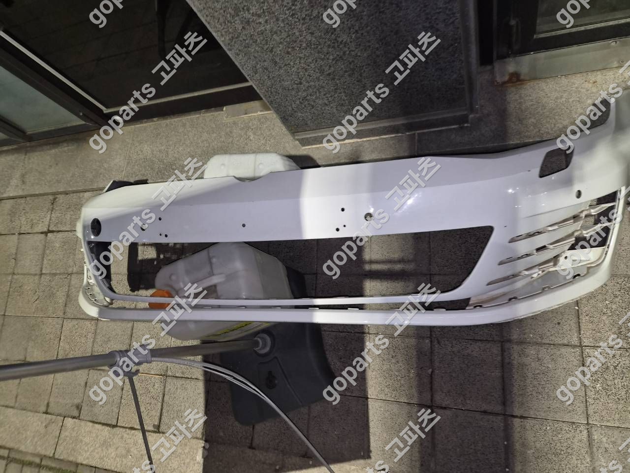 폭스바겐 골프 7세대 중고 전범퍼 200,000원