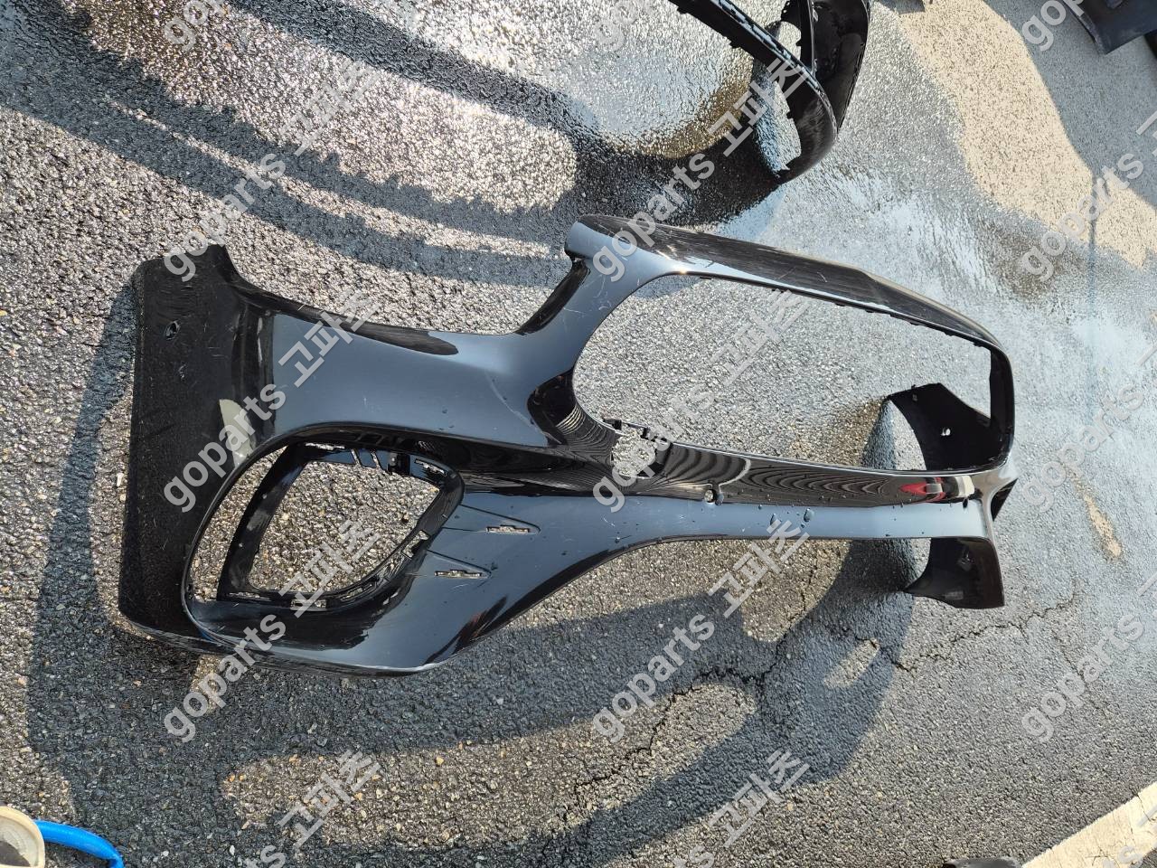 벤츠 W213 E클래스 흰색 전범퍼 AMG라인 상세사진 2