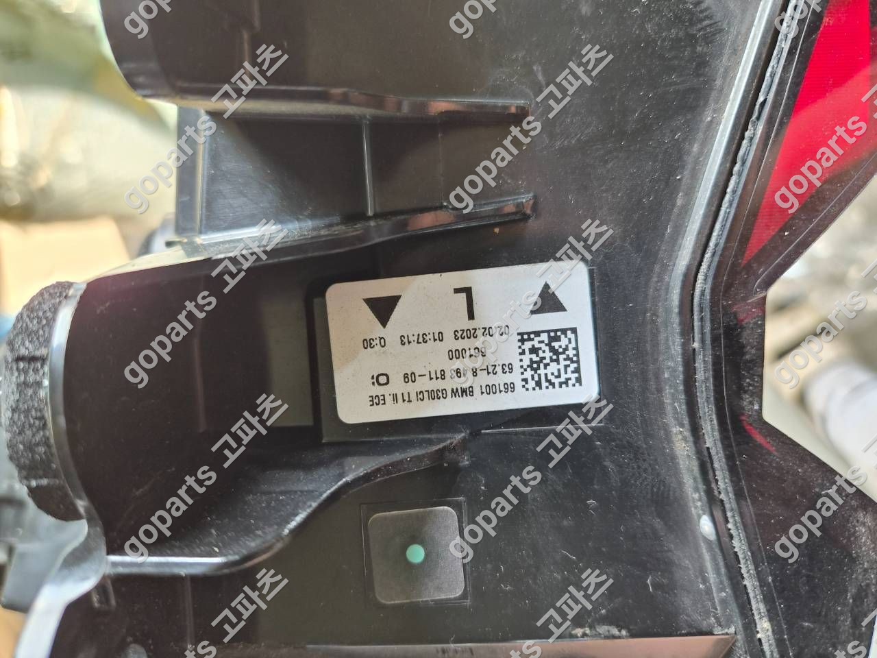 BMW G30 5시리즈 운전석 후미등 6321-8493811-08 상세사진 2