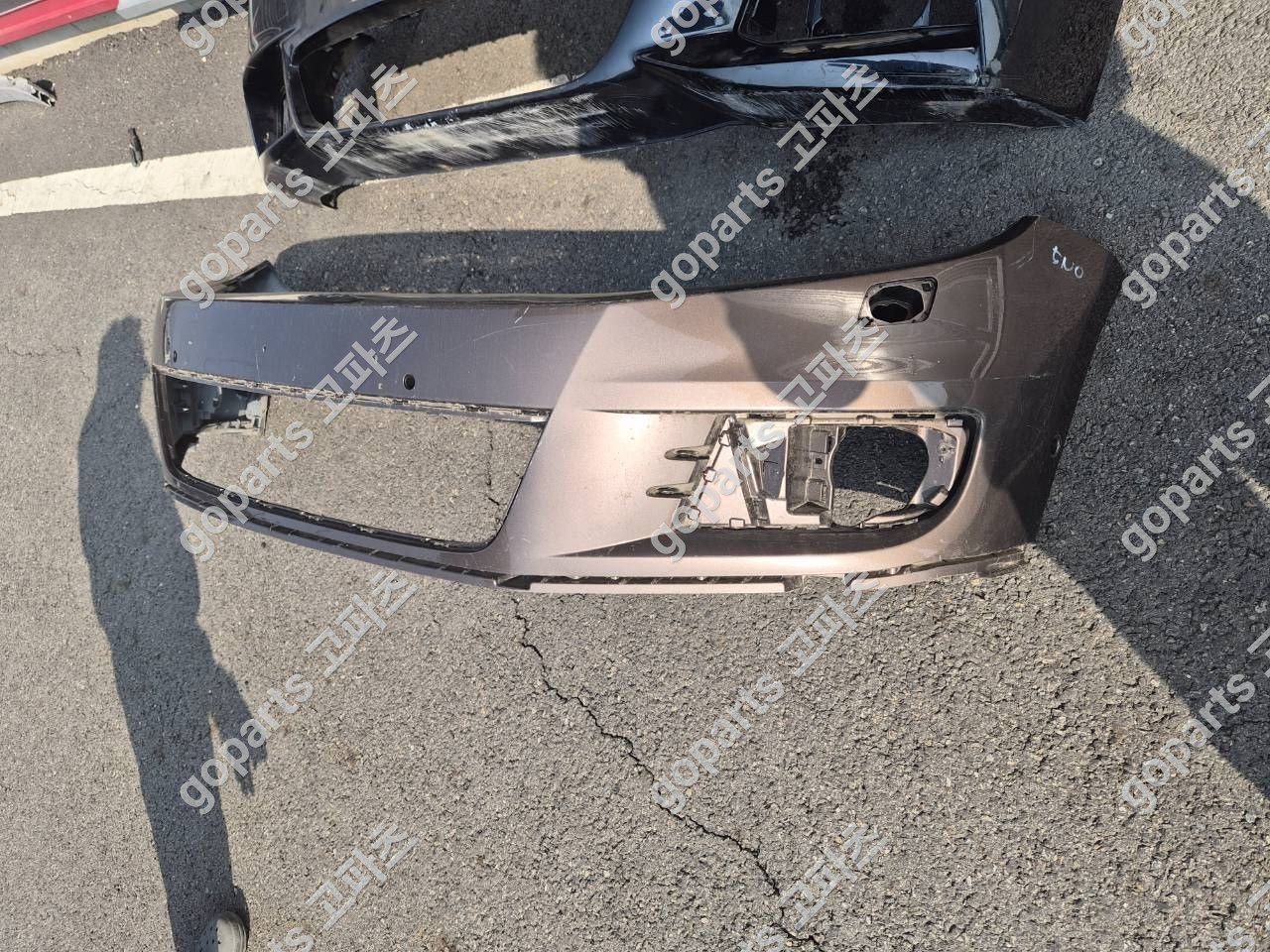 폭스바겐 티구안 후기형 전범퍼 상세사진 2