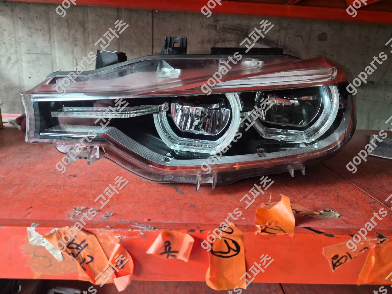 BMW 3시리즈 F30 중고 LED 헤드라이트 운전석 7498945-01 400,000원