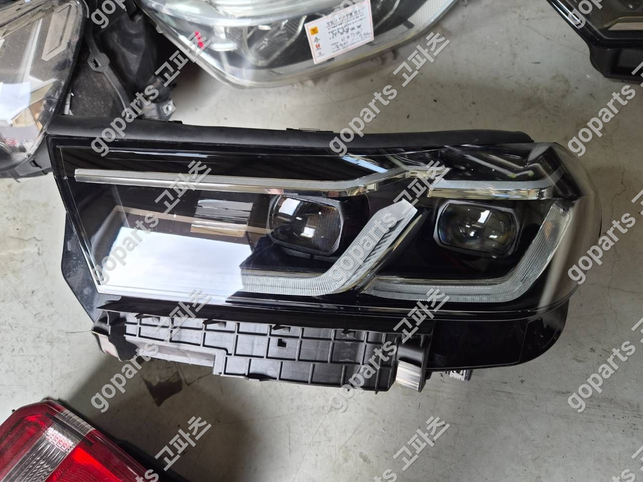 BMW 6GT G32 운전석 LED 헤드라이트 9479277-11/12/13 상세사진 2