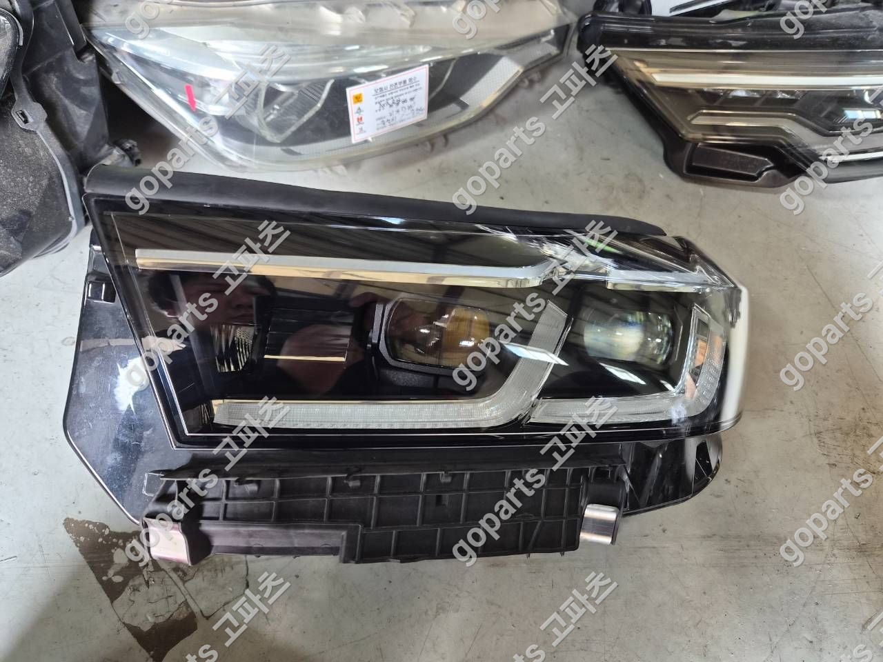 BMW 6GT G32 중고 운전석 헤드라이트 9479277-11/12/13 450,000원