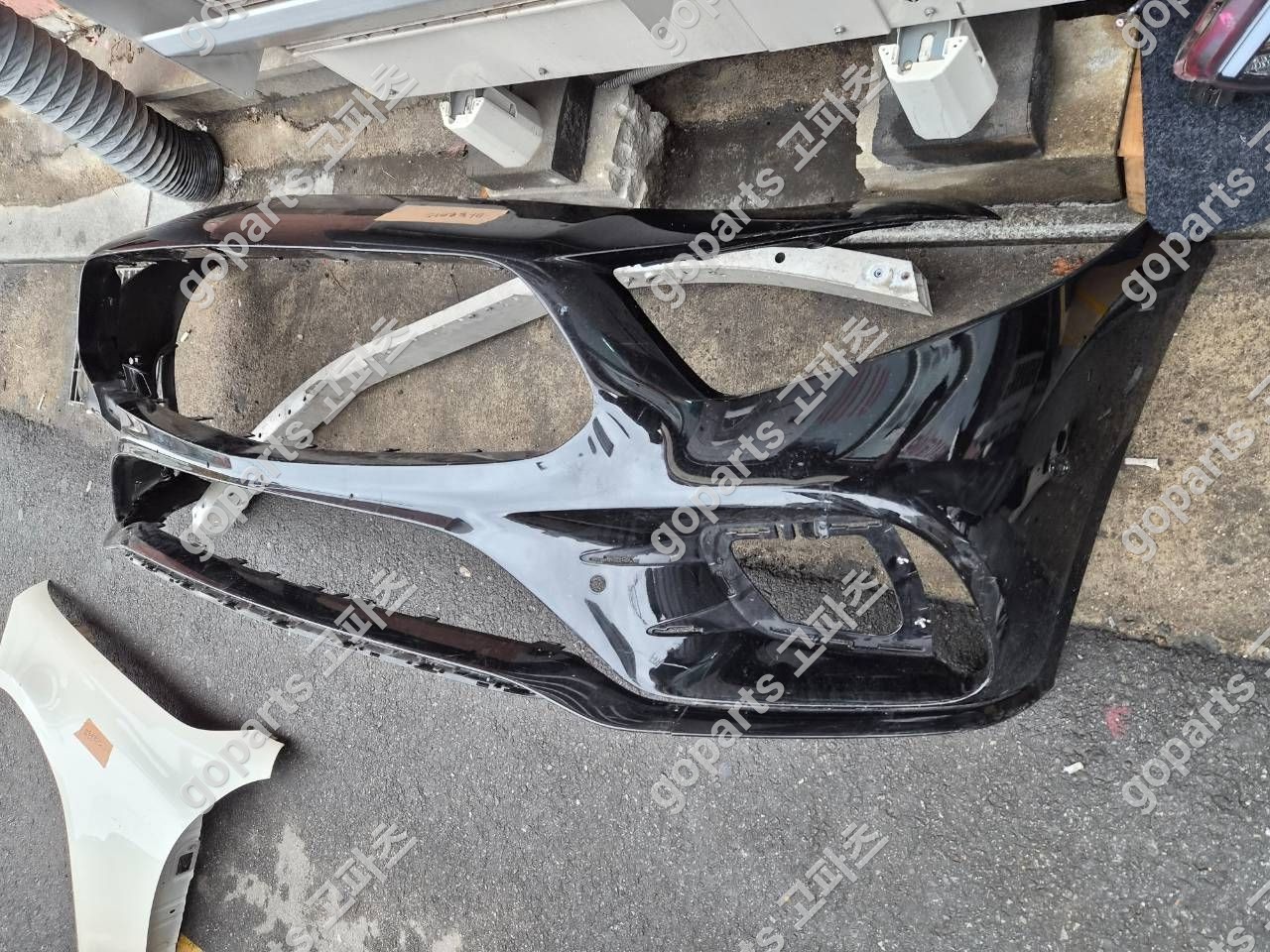 벤츠 CLS클래스 W257 AMG라인 전범퍼 상세사진 2