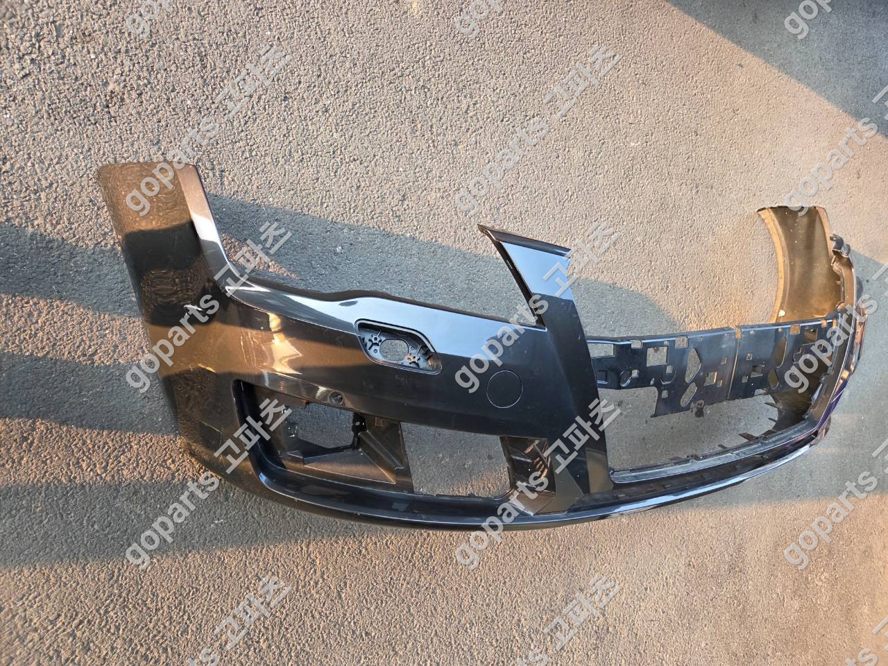 아우디 A7 4G8 앞범퍼 상세사진 2