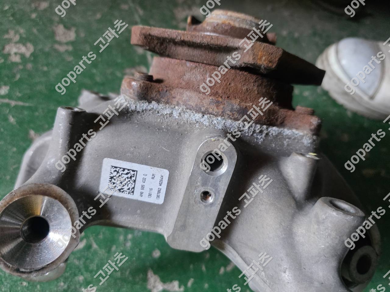 벤틀리 벤테이가 조수석 뒷 너클 4M0505460 상세사진 5