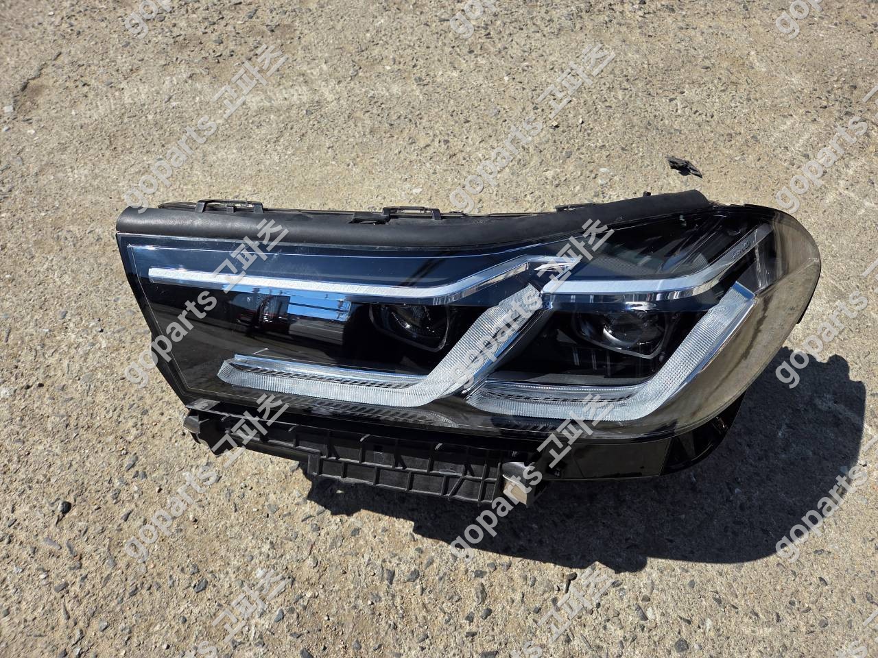 BMW 6GT G32 헤드라이트 운전석 9479277-11 중고 450,000원