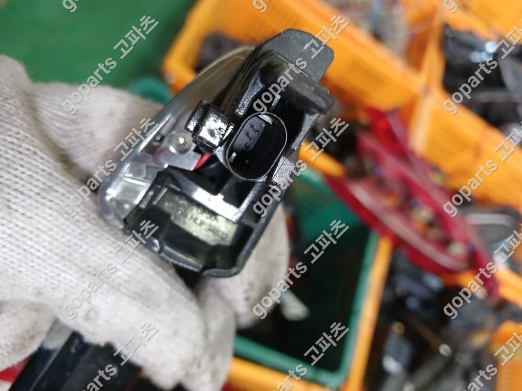 벤츠 E클래스 W213 운전석 앞 도어 외캐치 손잡이 상세사진 2